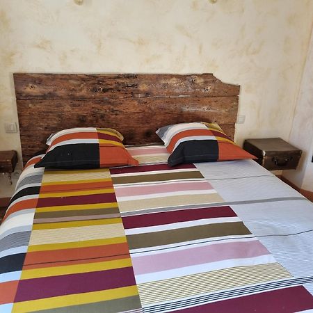 La Tour Du Terroir Bed & Breakfast Rivesaltes Dış mekan fotoğraf