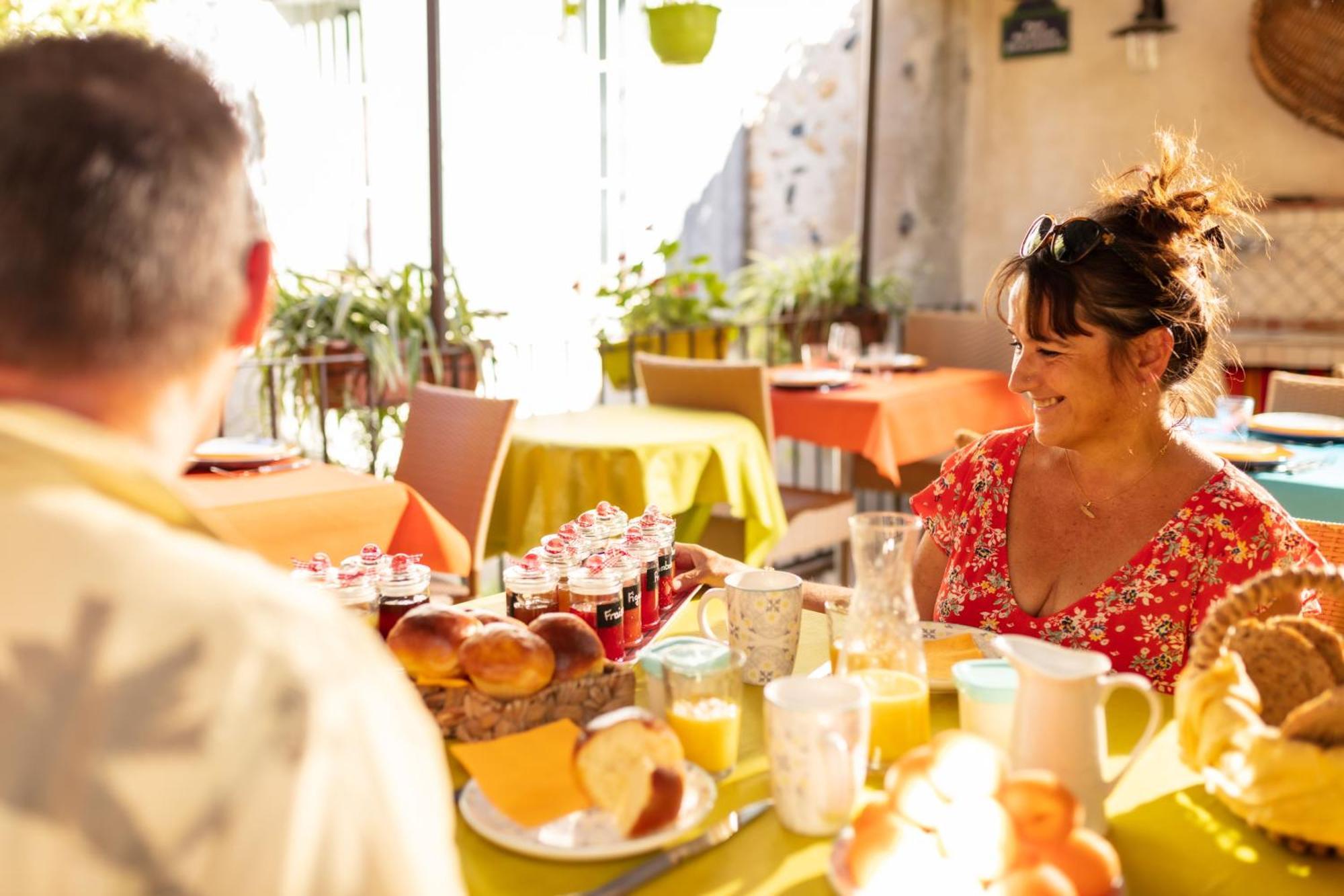 La Tour Du Terroir Bed & Breakfast Rivesaltes Dış mekan fotoğraf
